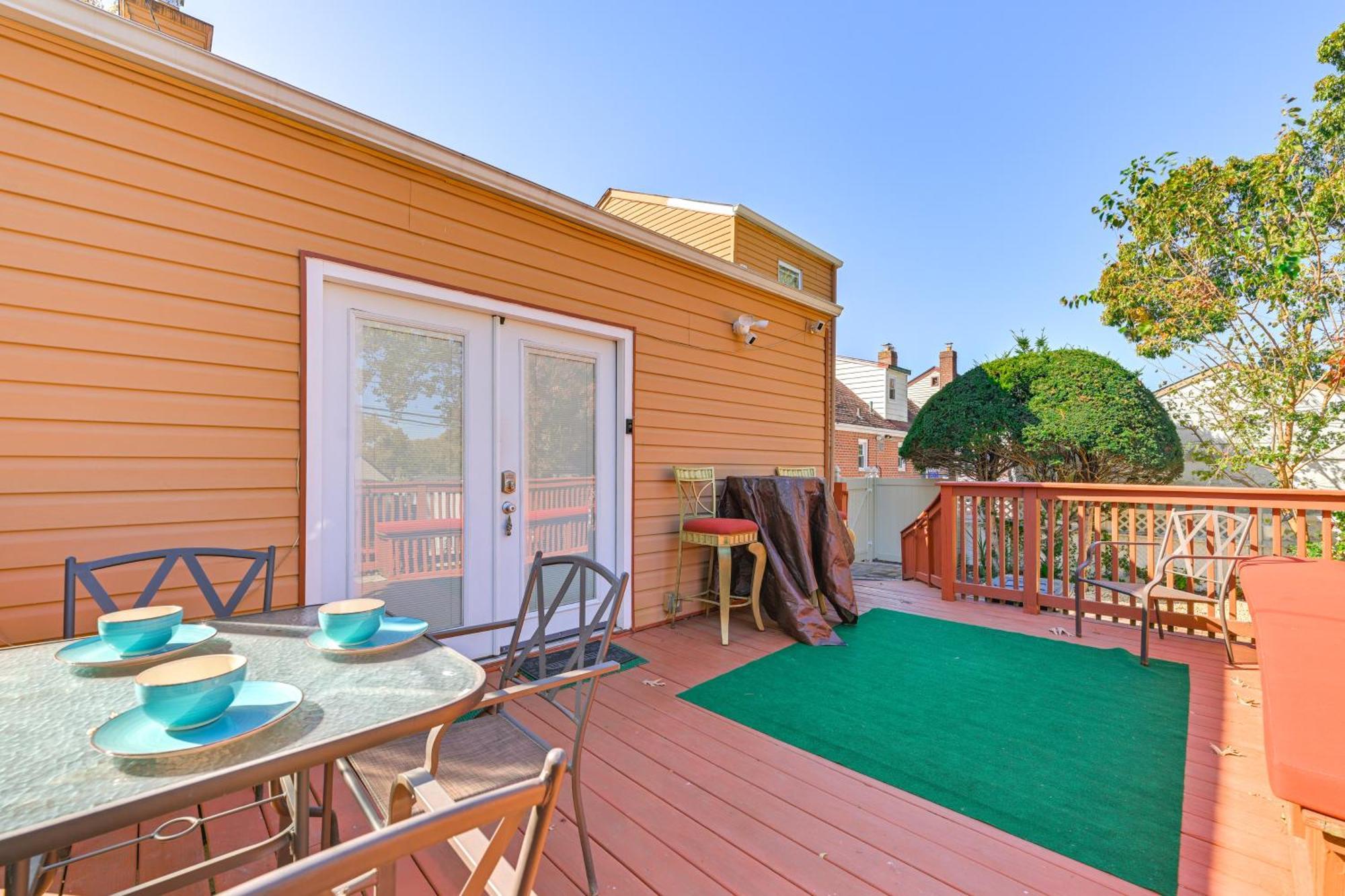 Central Elmont Studio With Great Outdoor Space! Εξωτερικό φωτογραφία