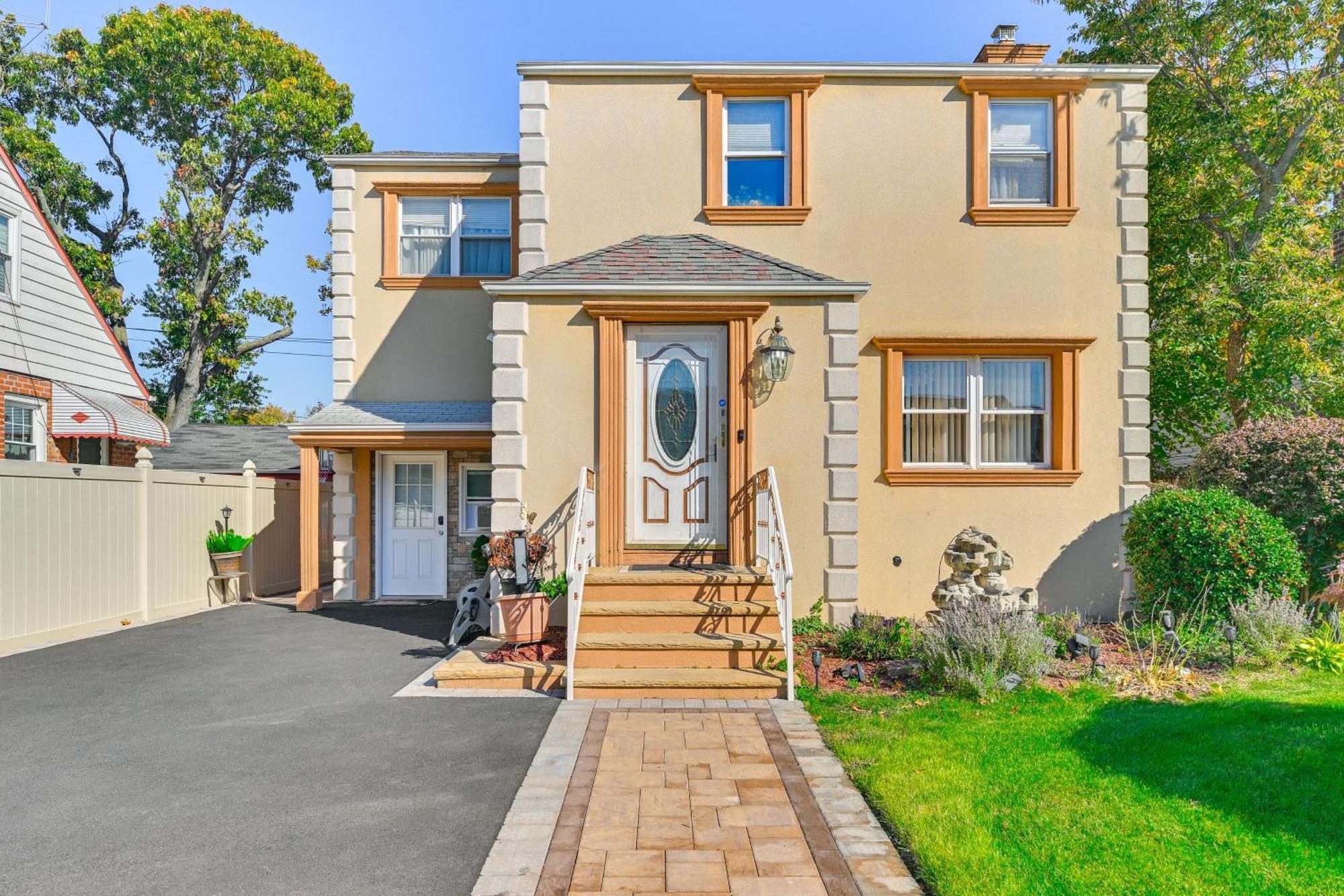 Central Elmont Studio With Great Outdoor Space! Εξωτερικό φωτογραφία